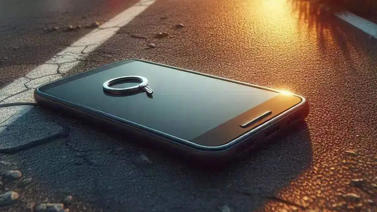 Phone Tips- चोरी हुए फोन से रिश्तेदारों को मिल रहे हैं धमकी भरे मेसेज, तो उठाएं ये कदम