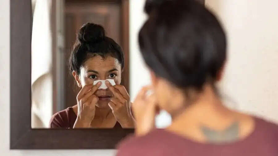 Skin Care Tips- क्या नाक के ब्लैकहेड्स करना चाहते हैं साफ, तो अपनाएं ये घरेलू उपाय
