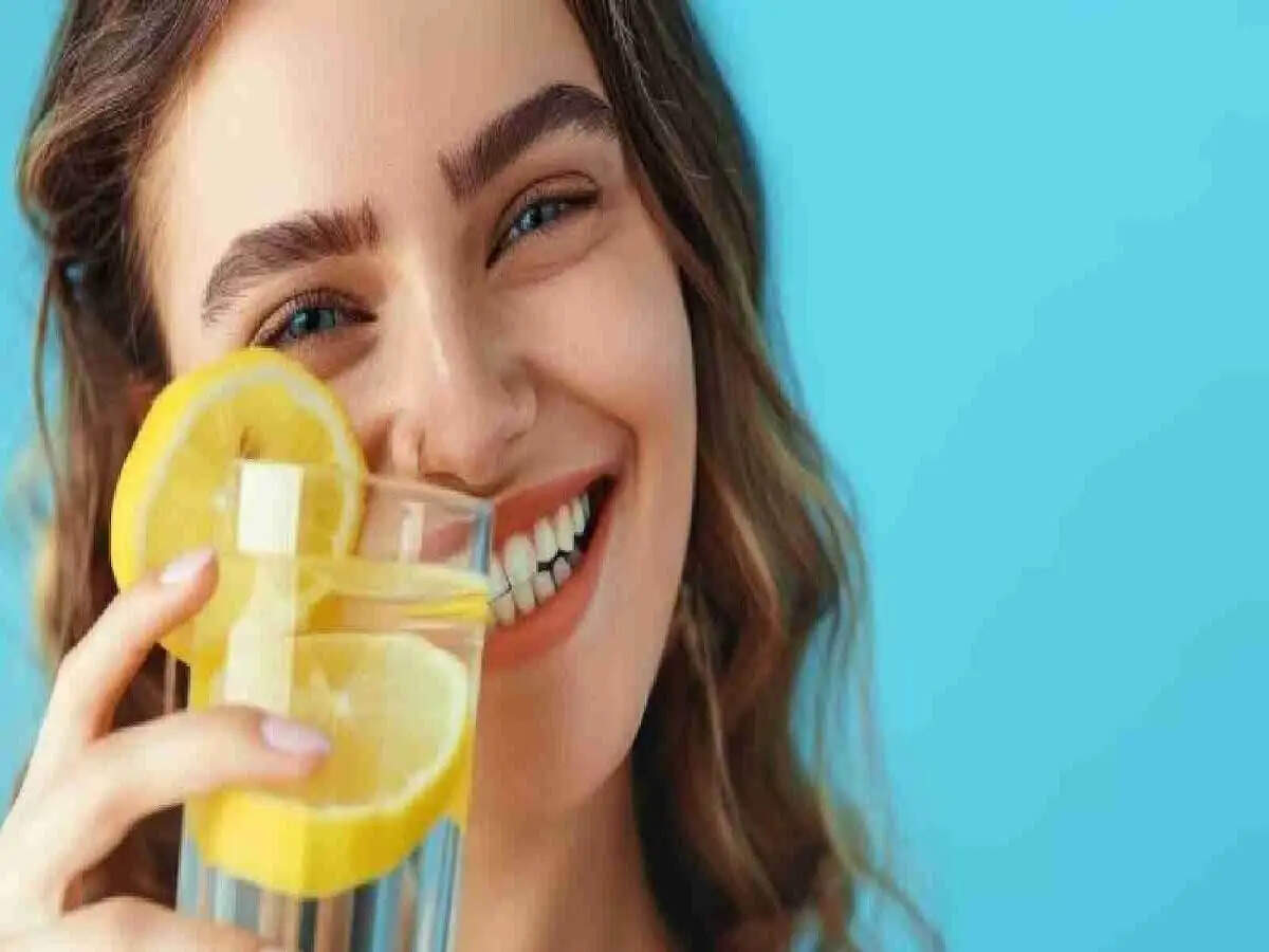 Health Tips- नींबू पानी पीने से शरीर को मिलते हैं ये विटामिन्स, स्वास्थ्य के लिए होते हैं फायदेमंद