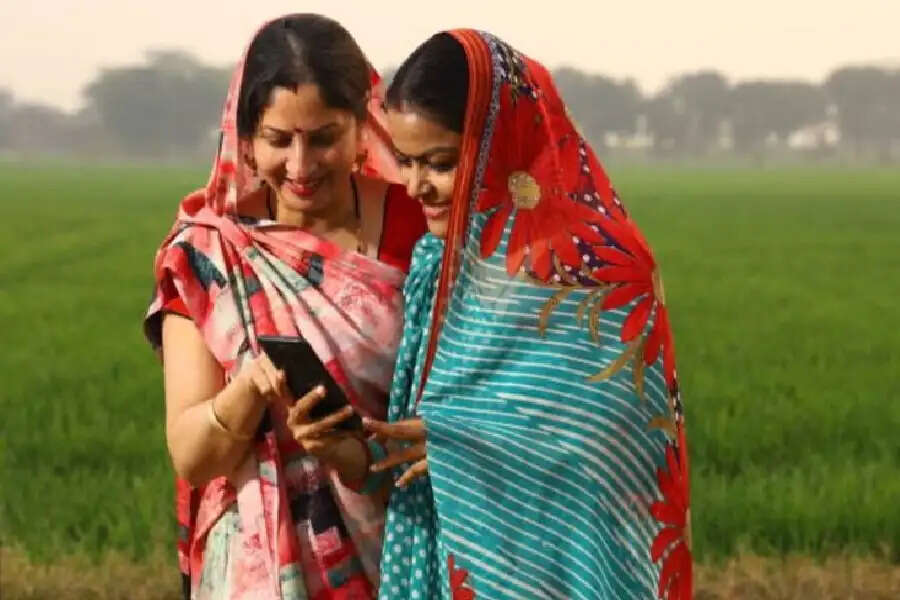 Delhi Mahila Samriddhi Scheme: आज मिलेगी 2500 रुपए की पहली किस्त! जानें पात्रता और अप्लाई करने के लिए पूरा प्रोसेस