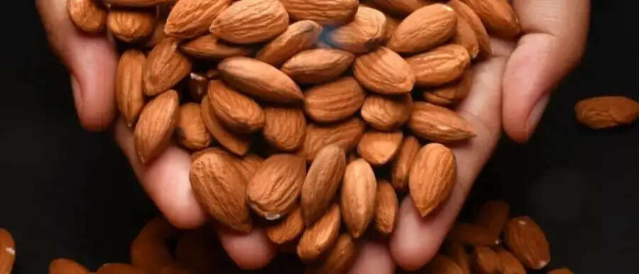 Health Tips-&nbsp;सुबह खाली पेट बादाम खाने से मिलते हैं ये स्वास्थ्य लाभ, ऐसे करें सेवन