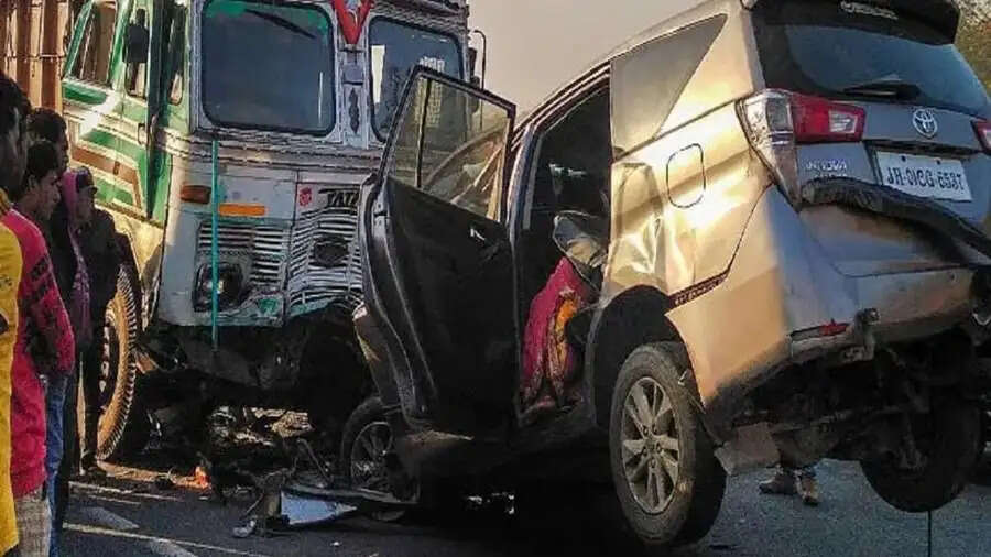 PM RAHAT Scheme:&nbsp;सड़क हादसे में मिलेगा&nbsp;1.5&nbsp;लाख रुपये तक मुफ्त इलाज, जानिए स्कीम की पूरी डिटेल्स