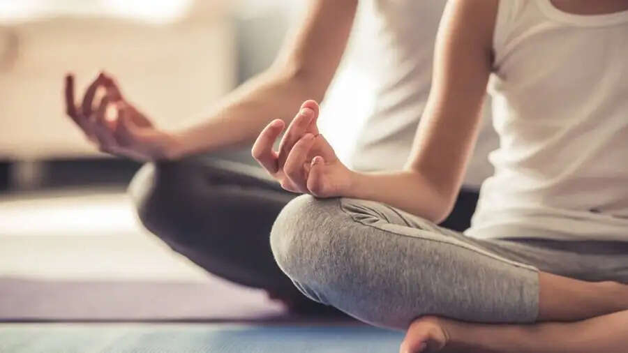 Health Tips-&nbsp;शरीर को कई प्रकार के फायदे देता हैं 10 मिनट का मेडिटेशन, जानिए पूरी डिटेल्स