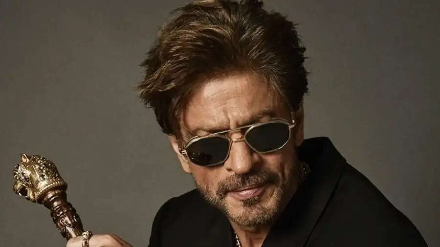 Entertainment News-&nbsp;बॉलीवुड किंग खान शाहरूख कौनसा मोबाइल फोन करते हैं यूज, जानिए कितनी हैं उसकी कीमत