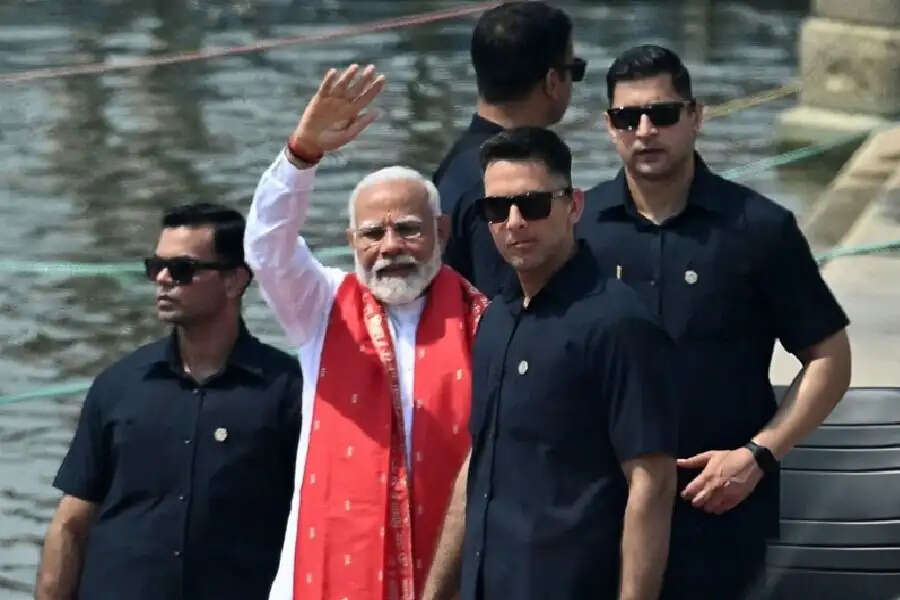 SPG Commando Salary: आखिर कितनी होती है PM मोदी को सुरक्षा देने वाले कमांडोज की सैलरी? बेहद होते हैं फुर्तीले और मजबूत