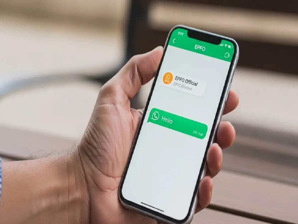 EPFO लॉन्च करेगा WhatsApp चैटबॉट: 5 बातें जो हर PF मेंबर को पता होनी चाहिए