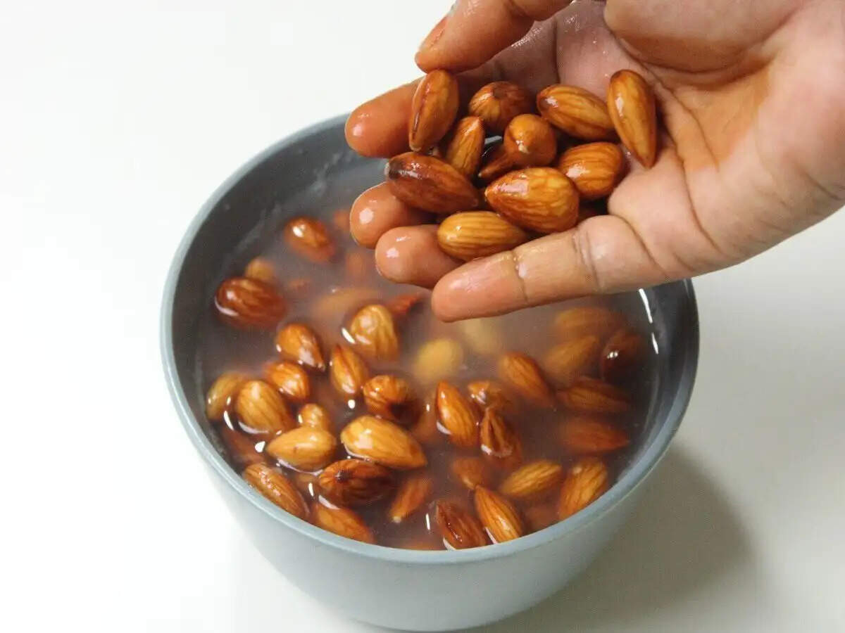 Health Tips- बादाम का इस तरह से करें सेवन, फायदा हो जाएगा दोगुना