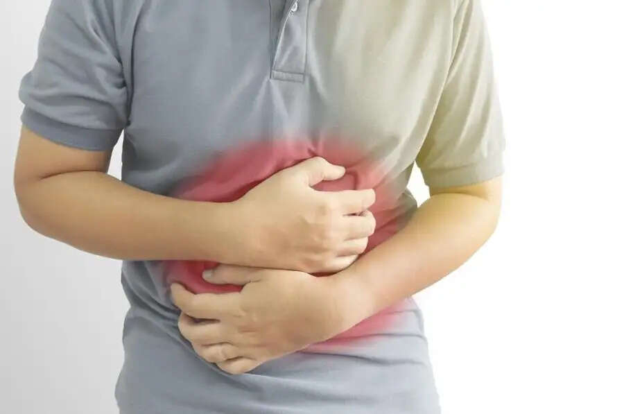 Health Tips-  आखिर क्यों खाने के बाद पेट में दर्द होता हैं, जानिए वजह