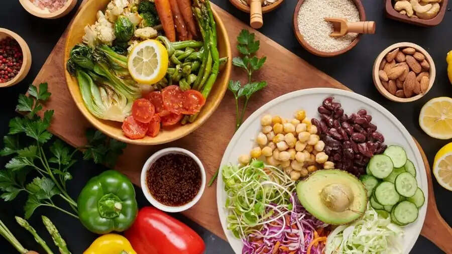 Health Tips- क्या आपको इम्यूनिटी करनी हैं स्ट्रांग, तो इन चीजों का करें सेवन
