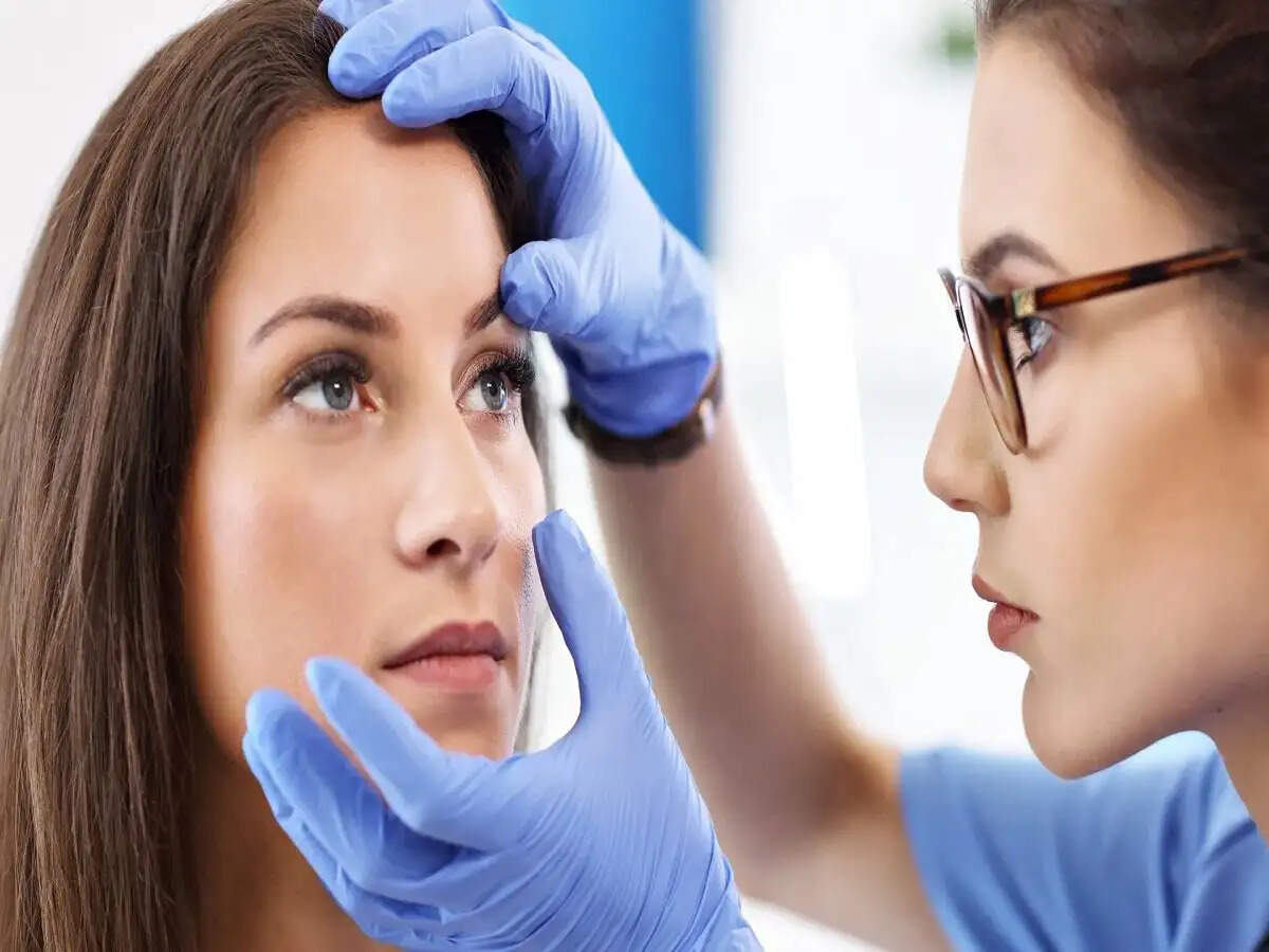 Eye Care Tips- वो बुरी आदतें जो छीन सकती हैं आंखों की रोशनी, आइए जानें इनके बारे में