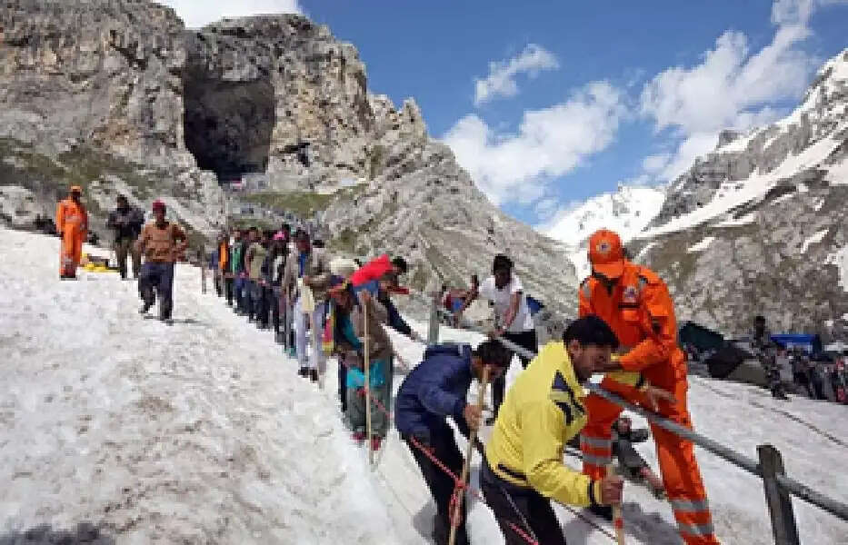 Amarnath Yatra 2025: जानिए कैसे और कहां करें रजिस्ट्रेशन, यहां देखें पूरी जानकारी