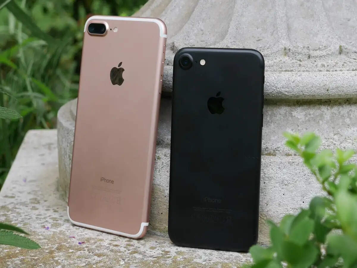iPhone Users- नवंबर में बंद हो जाएंगे i-Phone के इन मॉडल में व्हाट्सएप, जानिए इसकी वजह