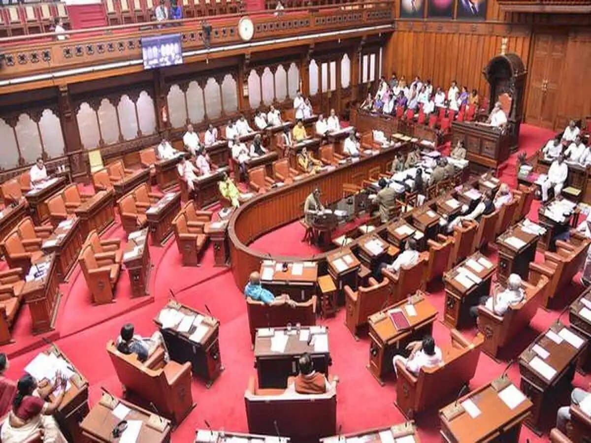 Politics News- MLA बनने के लिए आपकी कितनी उम्र होने चाहिए, जानिए इससे जुड़े नियम