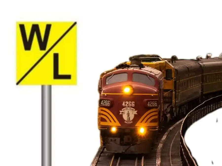 Railway Track Signals- क्या आपको पटरी किनारे लगे&nbsp;सी/फा,W/L बोर्ड का मतलब जानते है, आइए हम आपको बताते हैं