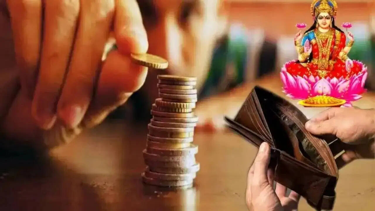 Vastu Tips- आपके द्वारा करी गई ये गलतियां बन सकती है कंगाली का कारण, भूलकर भी ना करें ये गलती