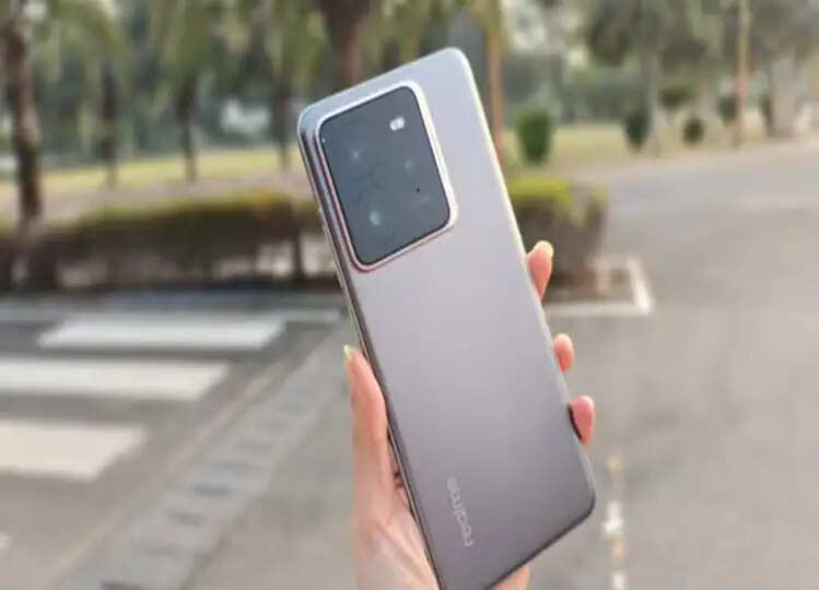 59,999 रुपए में भारत में लॉन्च हुआ Realme GT 7 Pro, जानें फीचर्स, कीमत और अन्य स्पेसिफिकेशन्स
