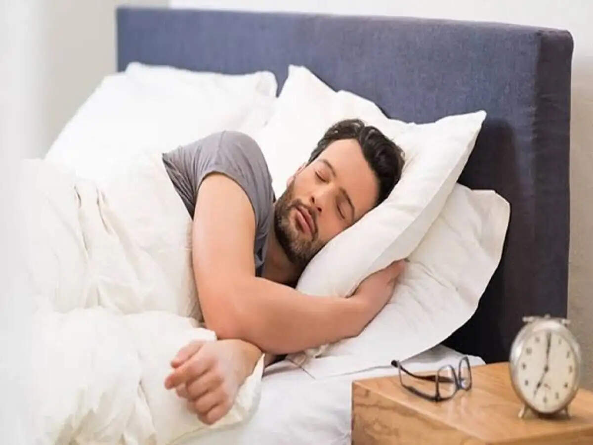 Sleep Tips- अच्छी नींद पाने के लिए इन फूड्स का करें सेवन, नींद होगी बेहतर