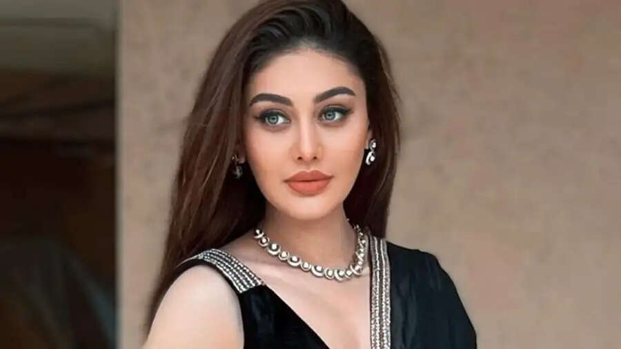 Entertainment News-&nbsp;&nbsp;टीवी और बॉलीवुड के इन सेलेब्स को आते हैं मिर्गी के दौरें, जानिए इनके बारे में