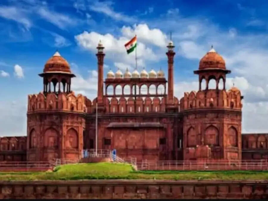 Independence Day&nbsp;Special-  15 अगस्त को लाल किलें पर ये चीजें ले जाना हैं कानूनी अपराध, जानिए इनके बारे में