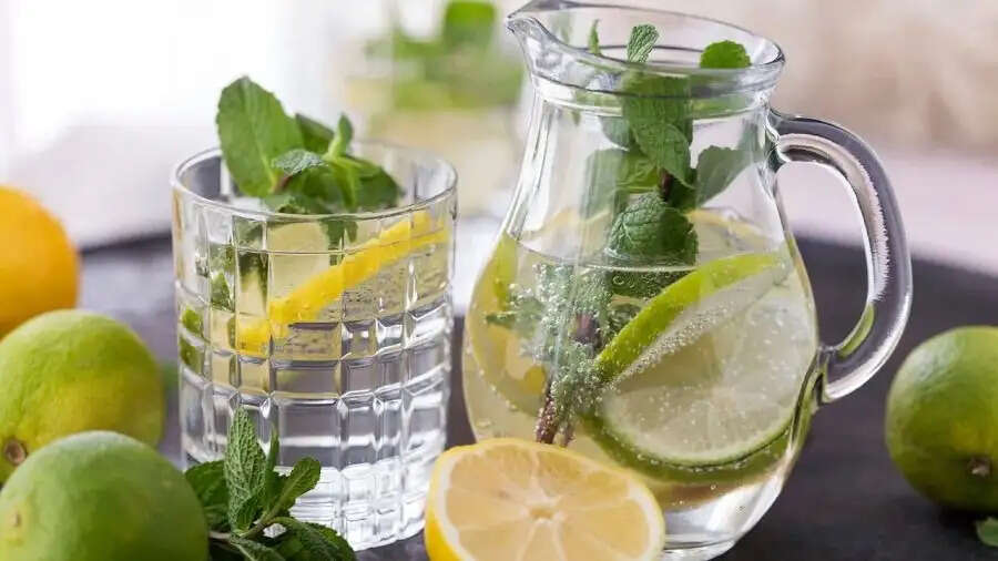 Health Tips- डिटॉक्स ड्रिंक पीने का महत्व जानकर हैरान हो जाएंगे आप, ऐसे करें सेवन