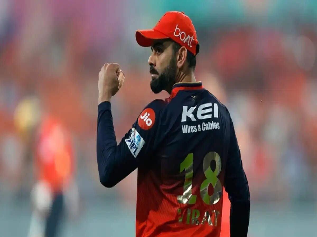 विराट कोहली बने IPL के 'बॉस'; कमाई के आंकड़े पढ़कर उड़ जाएंगे होश, रोहित-धोनी भी पीछे
