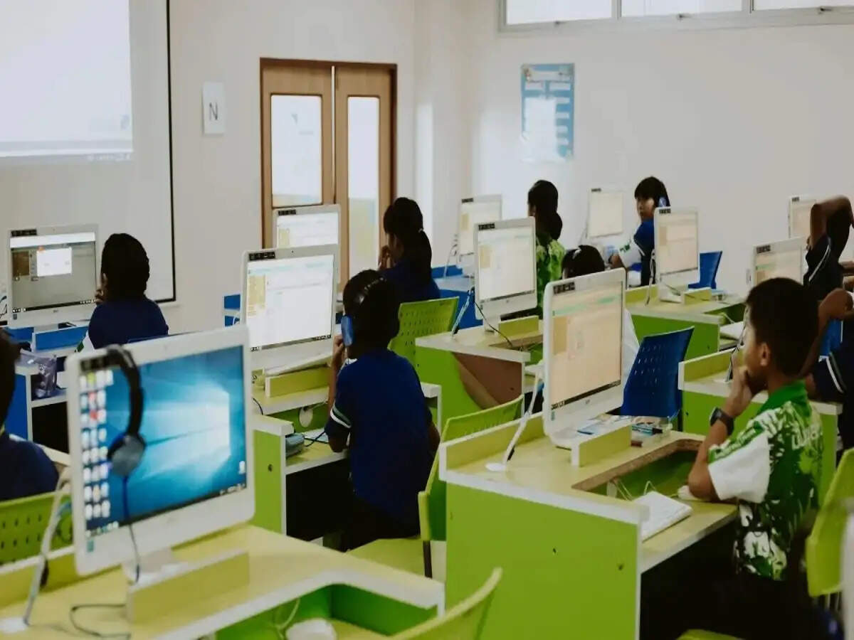AI Tools- AI टूल्स जिनकी मदद से आप घर बैठे कमा सकते हैं पैसा, जानिए इनके बारे में