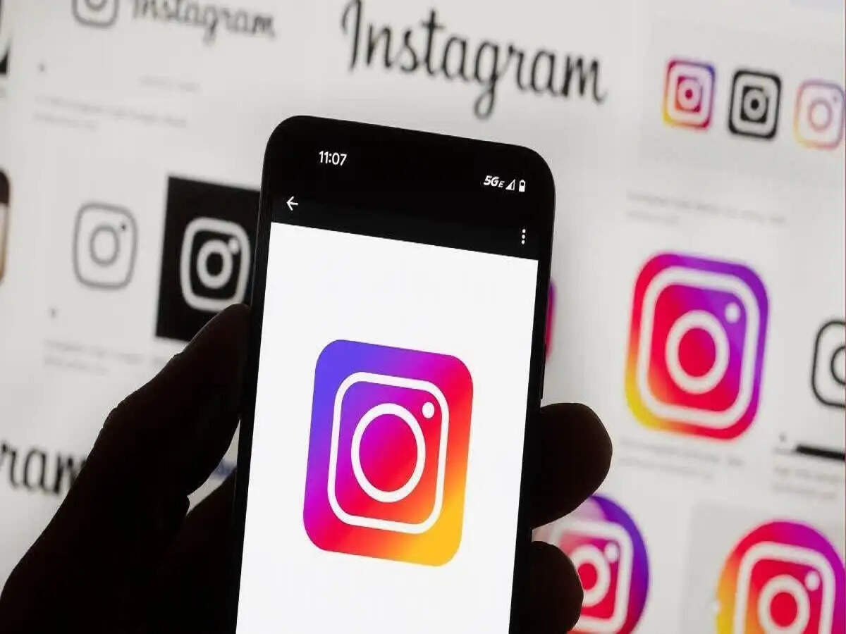 Instagram Features- इंस्टाग्राम पर आया नया फीचर, अब हर फोटो पर लिख सकेंगे अलग कैप्शन