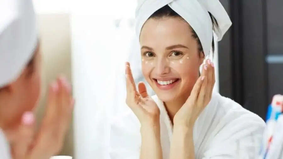 Skin Care Tips-&nbsp;बेदाग और चमकती त्वचा पाने के लिए इन चीजों का करें सेवन, जानिए इनके बारे में