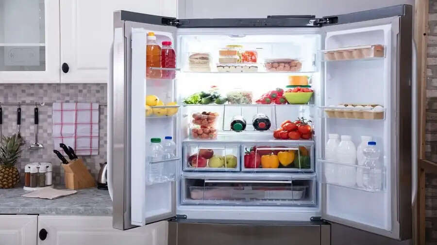 Freeze Uses Tips-&nbsp;सर्द मौसम में भूलकर भी न करें इन चीजों फ्रिज में स्टोर, जानिए पूरी डिटेल्स