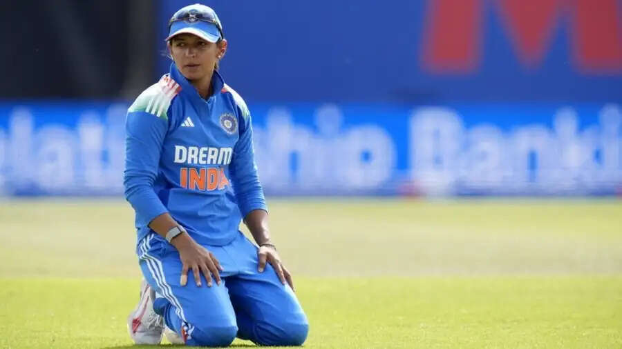 Ind W vs Aus W 2025 Oneday Series-&nbsp;हरमनप्रीत कौर ने रचा इतिहास और बनाया वर्ल्ड रिकॉर्ड, जानिए पूरी डिटेल्स