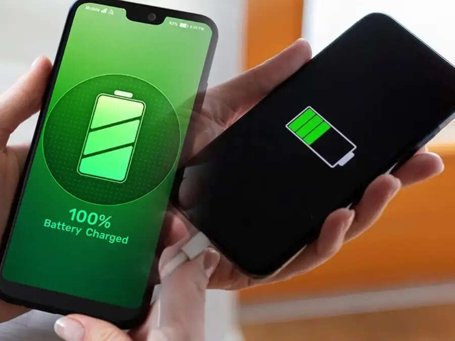 Phone Battery Tips- क्या आपका फोन स्लो होता हैं चार्ज, ऐसे बढ़ाए स्पीड