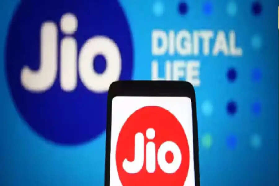 Jio यूजर्स के लिए खुशखबरी! रिचार्ज प्लान के साथ अब फ्री क्लाउड स्टोरेज भी शामिल; देखें डिटेल्स