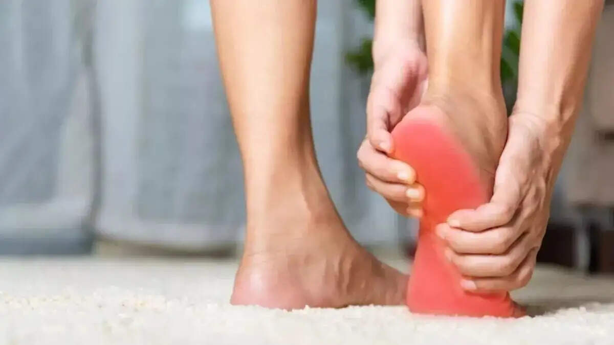 Health Tips- पैरों में दिखने वाले ये लक्षण देते हैं सेहत खराब होने के लक्षण, जानिए पूरी डिटेल्स