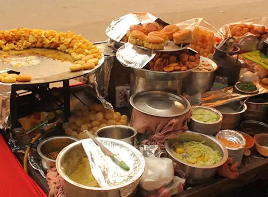 Travel Tips- पंजाब के मशहूर स्ट्रीट फूड जिनको जीवन में एक बार जरूर चखना चाहिए, जानिए इनके बारे में