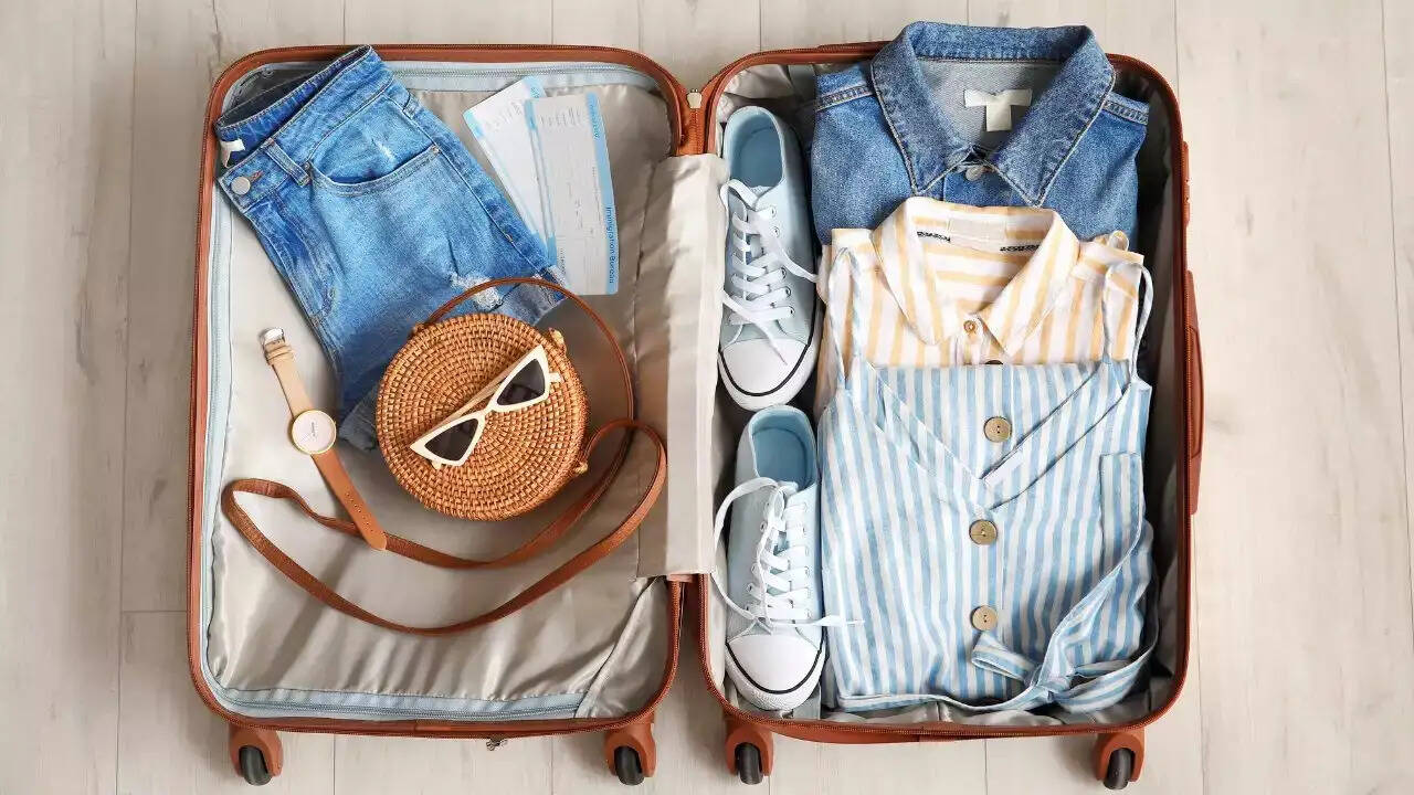 Travel Tips- यात्रा के दौरान हैवी सूटकेस ने कर दिया हैं परेशान, जानिए पैकिंग का आसान तरीका