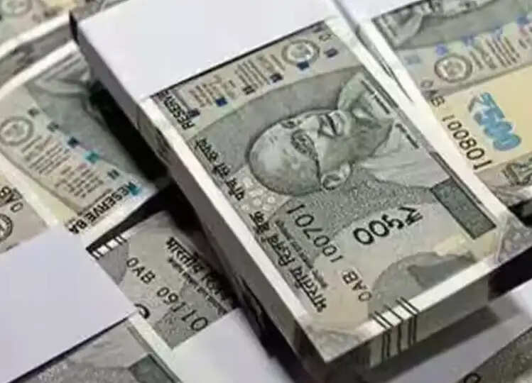 खुशखबरी! वित्त मंत्रालय ने इन केंद्रीय सरकारी कर्मचारियों के लिए की DA बढ़ोतरी की घोषणा, जान लें डिटेल्स