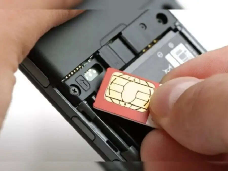 Sim Card Update- इन कारणों की वजह से फोन में लगे- लगे खराब हो जाता हैं, सिम कार्ड, आइए जानें इन कारणों के बारे में-