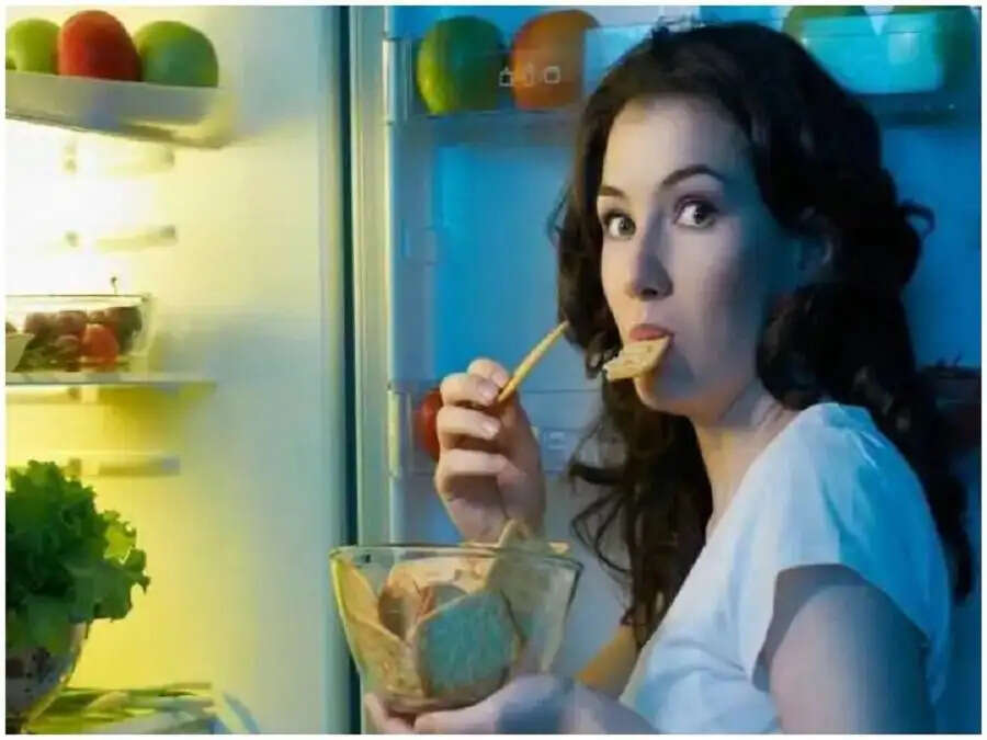 Health Tips-&nbsp;क्या आपको मिड भूख करती हैं परेशान, तो इन हेल्दी चीजों का करें सेवन