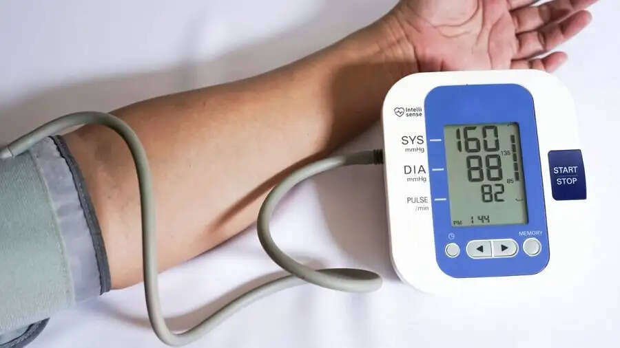 Health Tips-&nbsp;ब्लड प्रेशर बढ़ने के होते हैं ये कारण, जानिए इनके बारे में