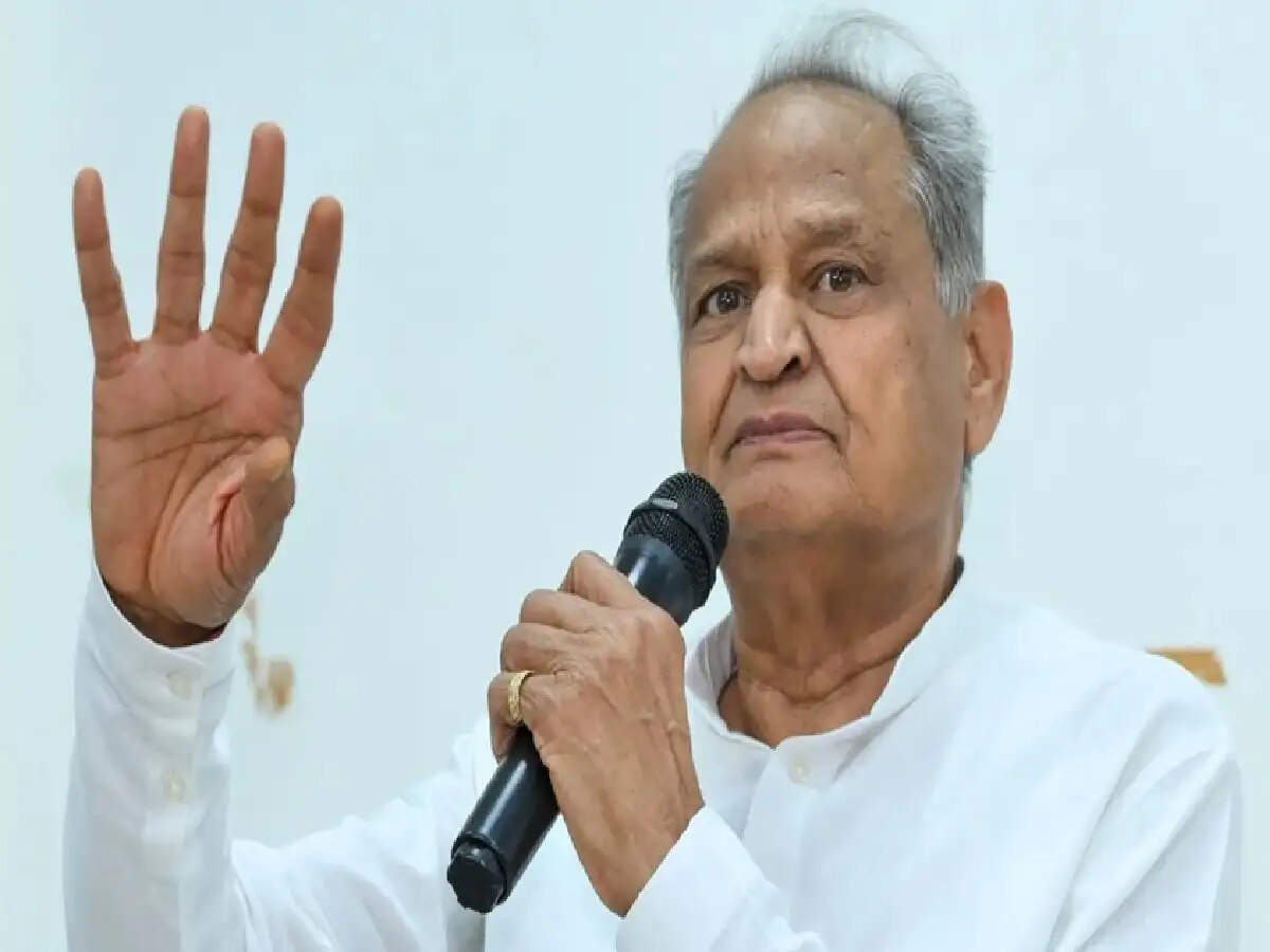 'अगर सोनिया गांधी ने मुझे अध्यक्ष बनाया होता तो क्या मैं मना कर देता? यह एक बड़ी साजिश थी...', अशोक गहलोत ने दिया बयान