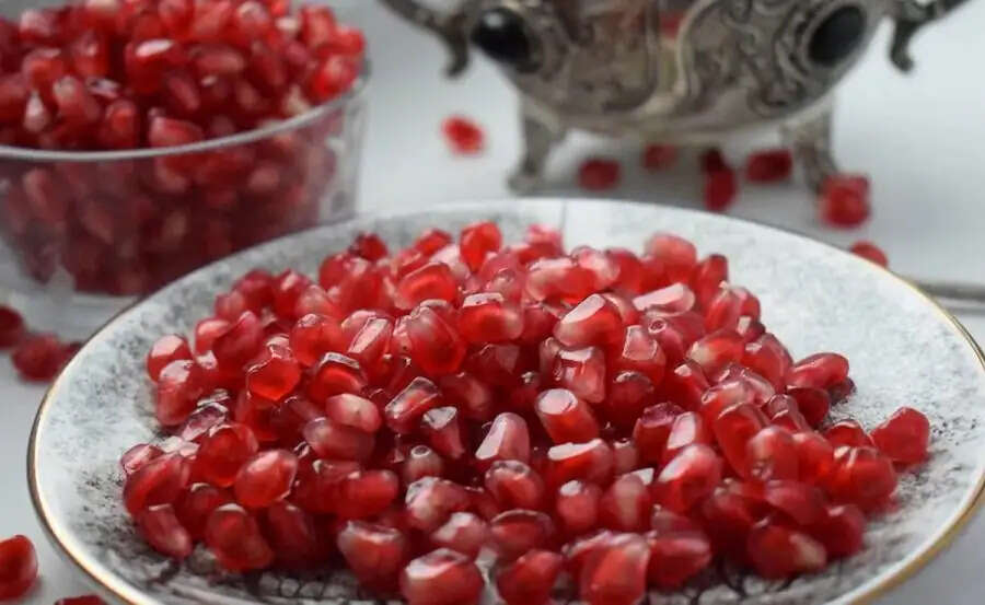 Health Tips- प्रतिदिन अनार खाने से मिलते है ये स्वास्थ्य लाभ, जानिए पूरी डिटेल्स