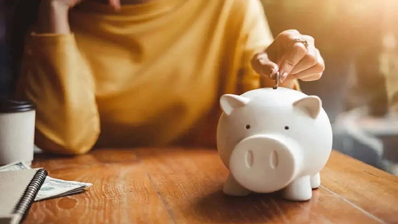 Bank Saving Account- &nbsp;देश का यह बैंक दे रहा हैं सेविंग अकाउंट पर सबसे ज्यादा ब्याज, जानिए पूरी डिटेल्स