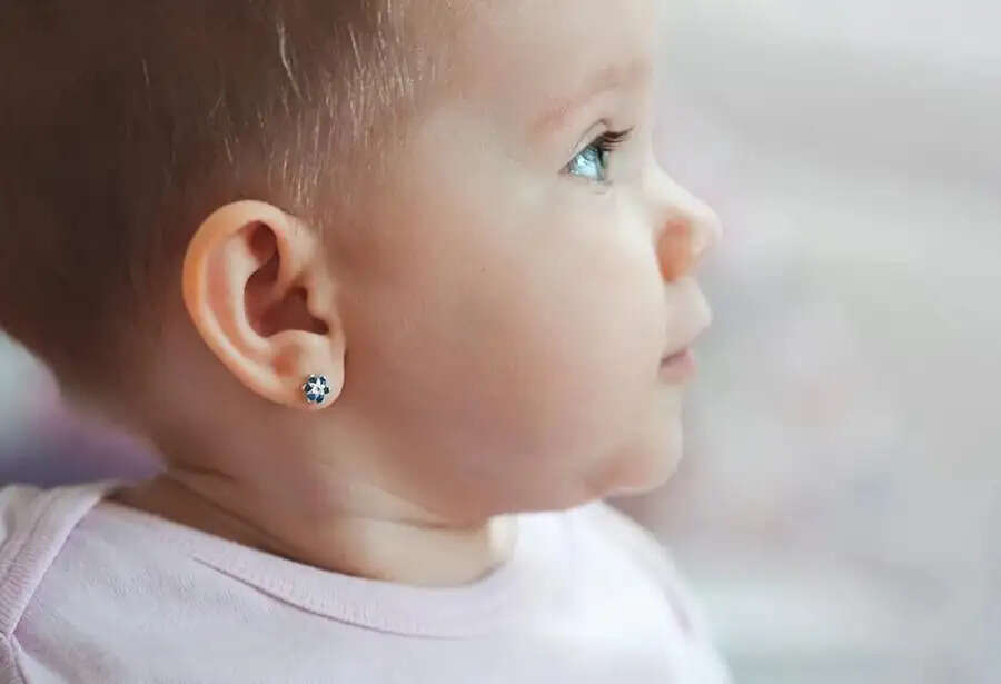 Ear Care Tips-  क्या आप बच्चों के कान छिदवाने की सोच रहे हैं, तो इन बातों का रखें ध्यान
