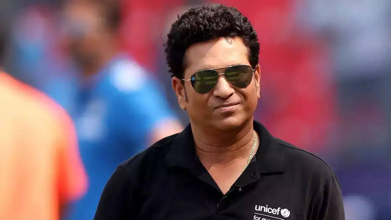 Sports News- सबसे ज्यादा उम्र में शतक लगाने वाले बल्लेबाज, जानिए कौन हैं लिस्ट में शामिल