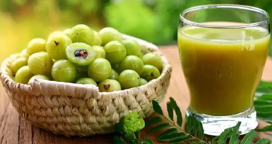 Health Tips-&nbsp;खाली पेट आंवला सेवन से होती हैं ये स्वास्थ्य परेशानिया दूर, जानिए पूरी डिटेल्स