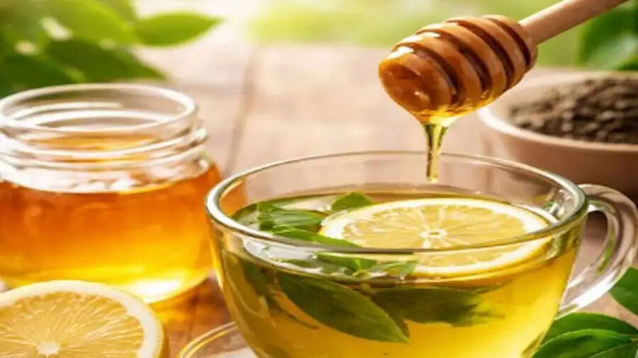 Green Tea Tips-&nbsp;क्या ग्रीन टी में शहद मिलाकर पीना सही रहता है, जानिए स्वास्थ्य पर क्या होता हैं असर