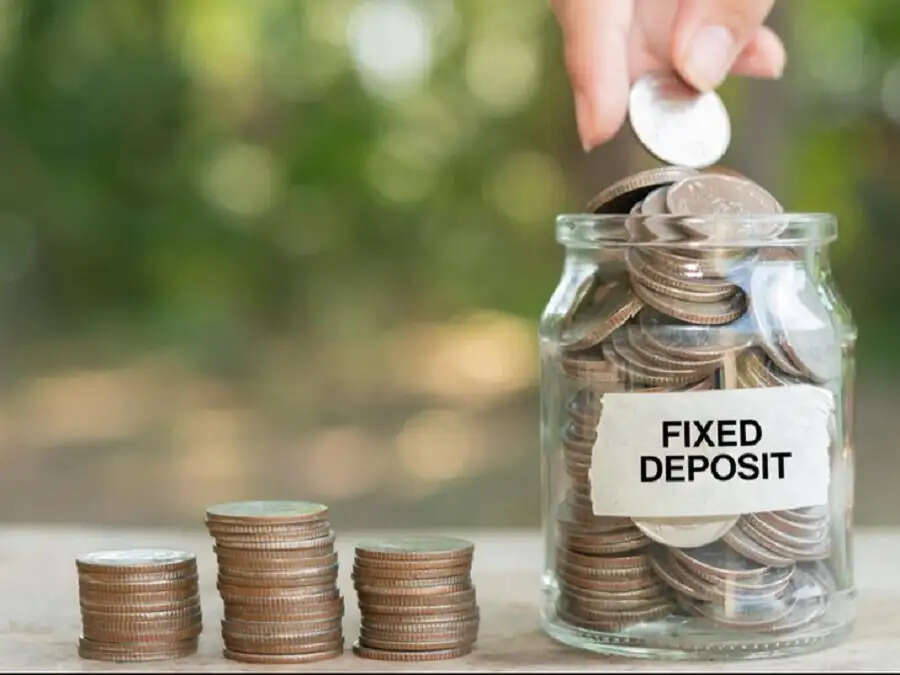 FD Tips- FD&nbsp;में निवेश करने जा रहे हैं, तो केवल ब्याज ही नहीं इन बातों का भी रखें ध्यान