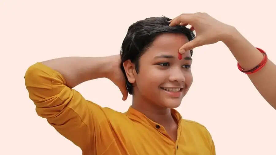Jyotish Tips- इस तिलक लगाना होता हैं शुभ, बढ़ता हैं सौभाग्य और समृद्धि