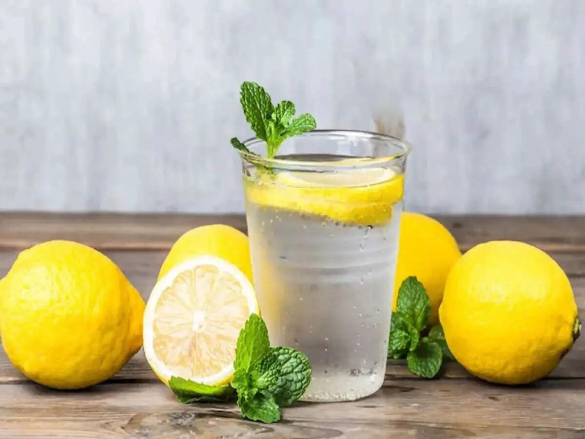 Health Tips- सुबह खाली पेट नींबू पानी पीने से स्वास्थ्य को कौनसे फायदे मिलते हैं, आइए जानें पूरी डिटेल्स