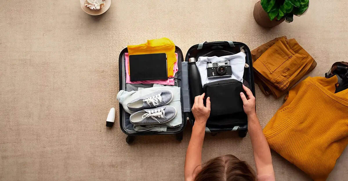 Travel Tips- &nbsp;यात्रा की योजना बना रहे हैं, पैंकिंग करते समय इन बातों का रखें ख्याल